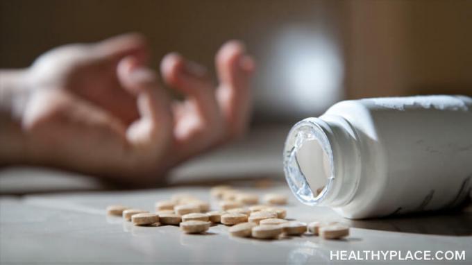 Le surdosage d'opioïdes est grave et met la vie en danger. Apprenez les symptômes d'une surdose d'opioïdes et le traitement d'une surdose d'opioïdes sur HealthyPlace. 