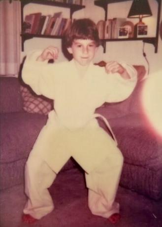 Vers 8 ans, Jeff a commencé son amour pour le karaté et les autres arts martiaux. Il l'a pris au sérieux et a travaillé dur.