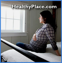 Pourquoi les femmes enceintes souffrent-elles d'anxiété à l'accouchement? L'une des raisons est le manque de confiance dans le personnel obstétrical. Lisez ce résumé pour plus de raisons.