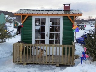 AWA explique pourquoi la pêche sur glace est une maladie mentale, pas un sport